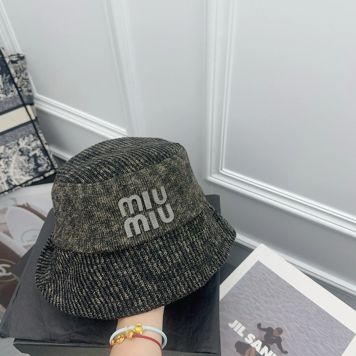 Internet celebrity style Croixin 🖤 Versatile woolen hat, same style for men and women, a must-have for sweet and cool outfits in autumn and winter‼ ️